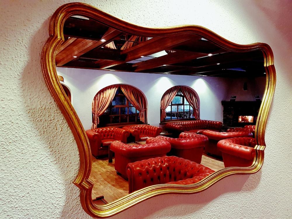 Hotel-Restaurant Le Mont Paisible, Crans-Montana Extérieur photo
